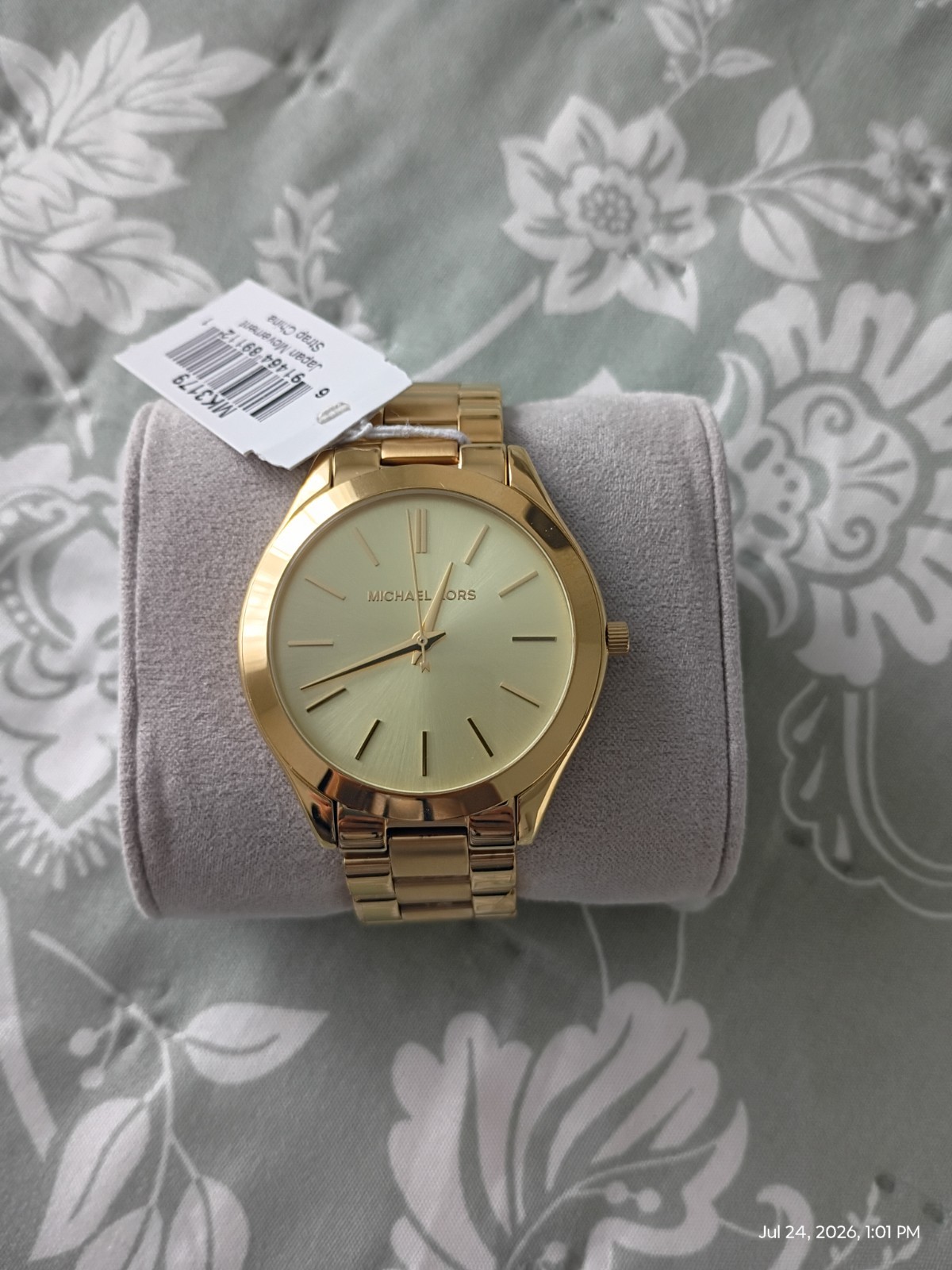 Michael Kors Slim Runway 42 mm Stainless Steel Case Women’s Gold-Tone Wrist…