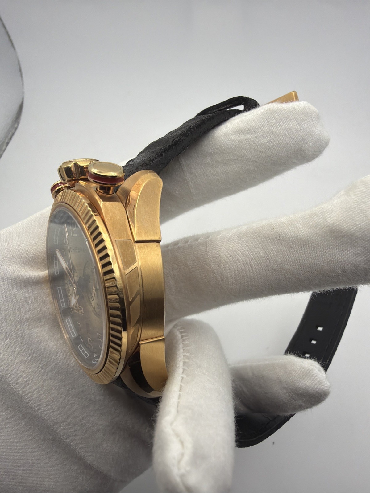 Bomberg / Chronograph Bolt-68 – NS44CH Bullhead Chronograph Swiss made