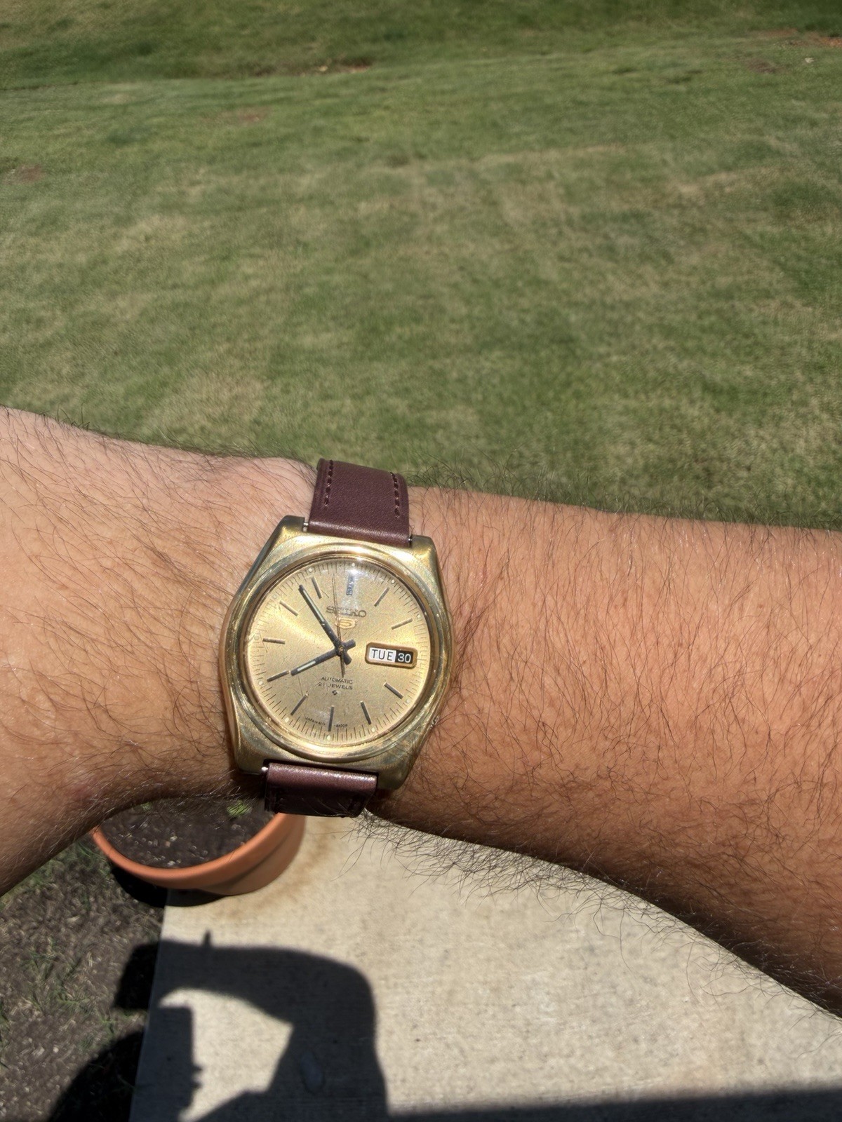 Seiko 5 Automatic 21J Day/Date Men’s Gold Dial Gold Case Brown Leather Strap
