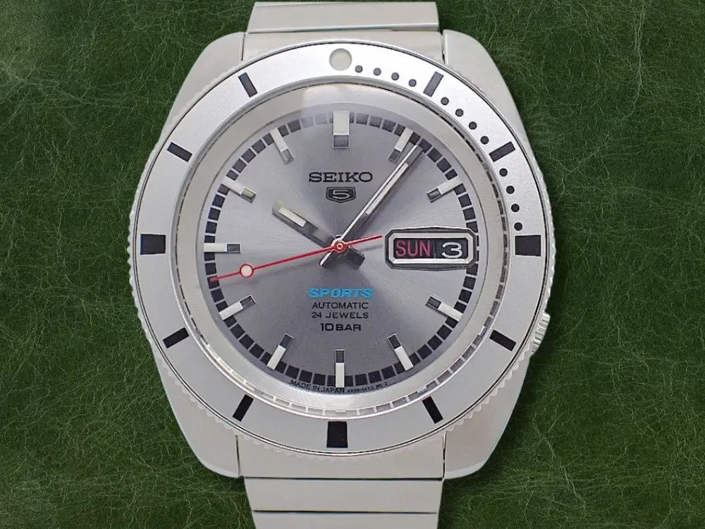 Seiko 5 Sports SBSA269 4R36-16C0 SS Date Gray Dial Automatic 38.5mm Men’s Watch