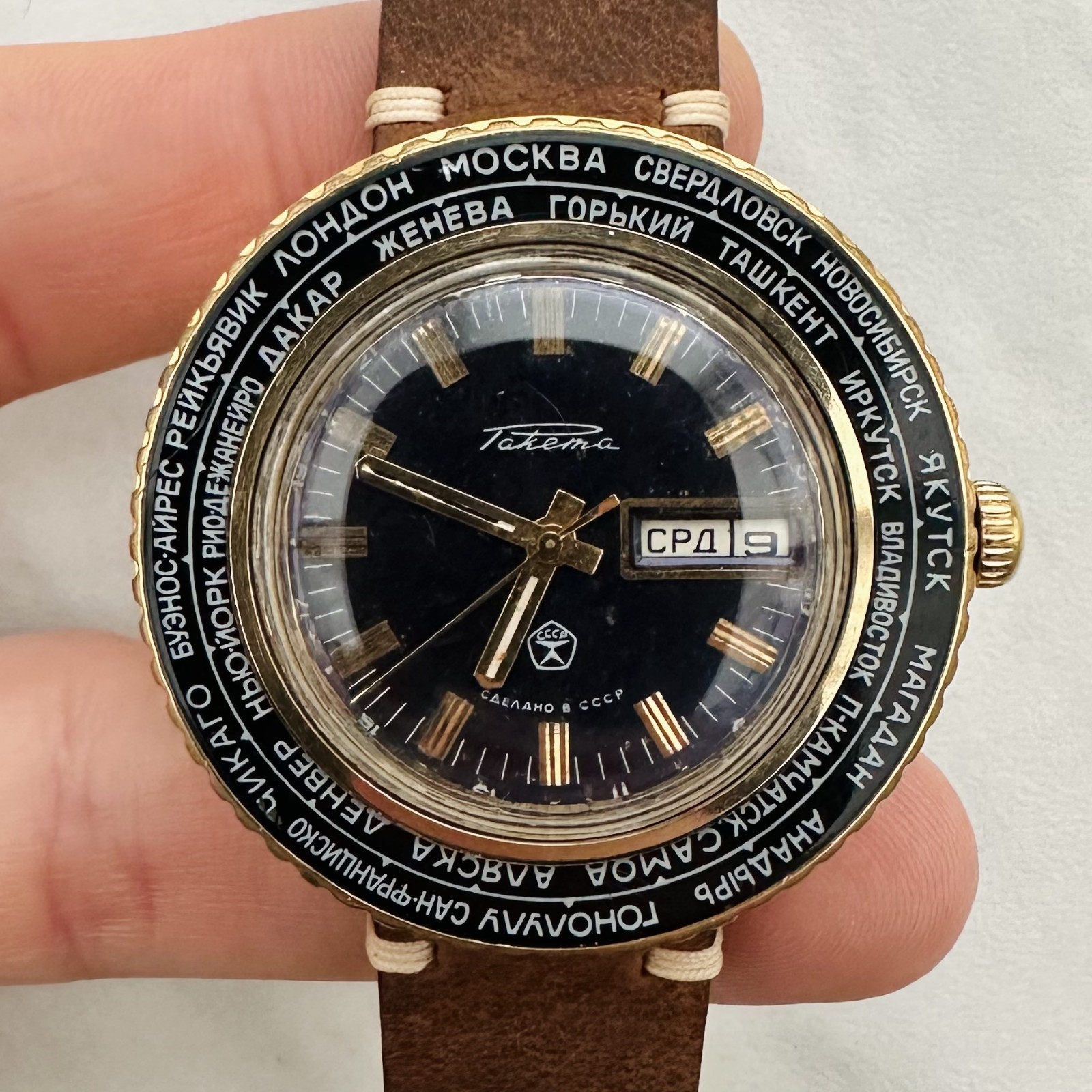 RAKETA CITIES 2628.H Gold AU10 Day/Date vtg soviet USSR Watch Mechanical PChZ