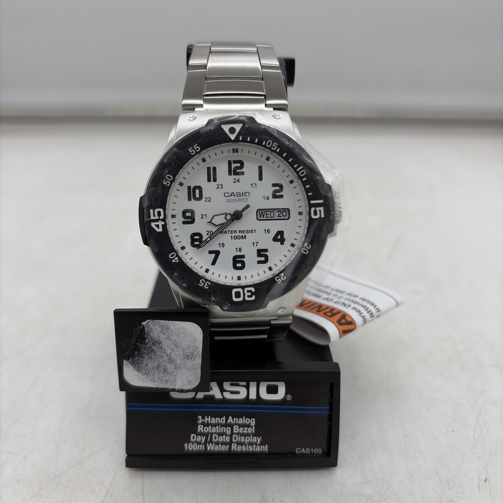 Casio MRW200HD7BKC Quartz Analog Silver Metal Wristwatch Rotating Bezel 100m