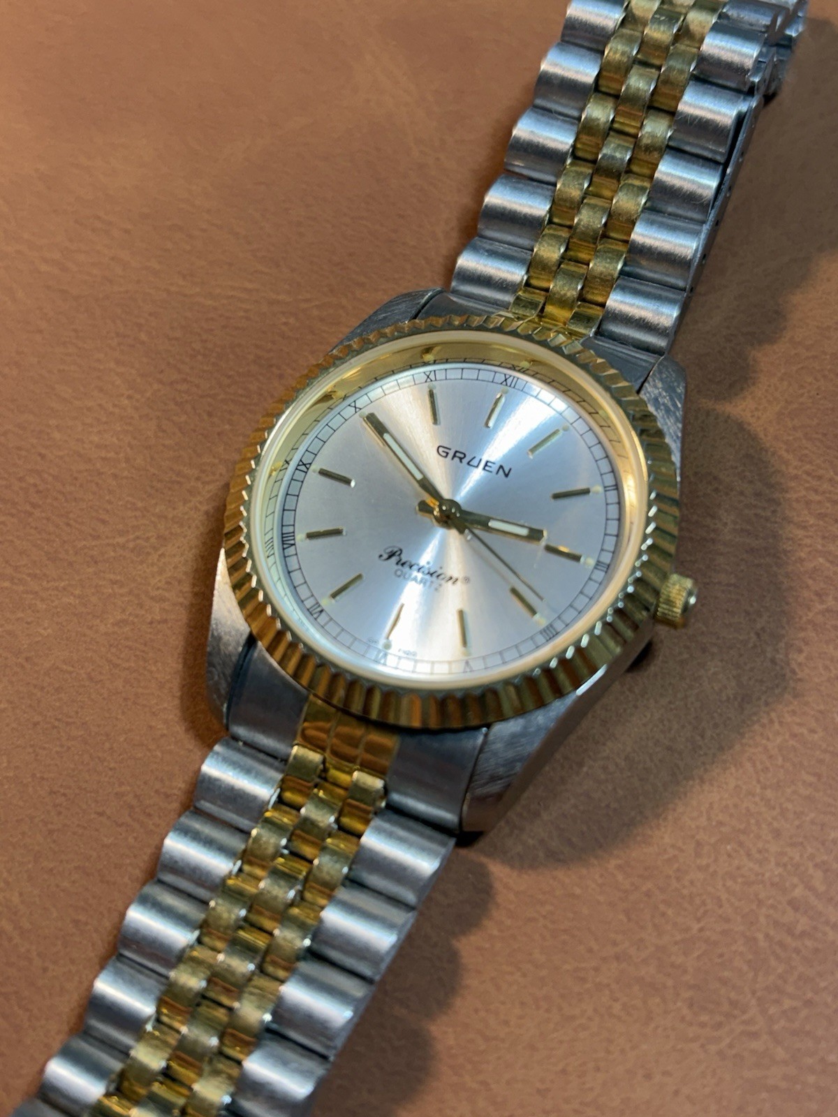 Vintage Gruen Precision Men Dress 35mm Watch Silver/Gold Tone,Fluted Bezel,Runs