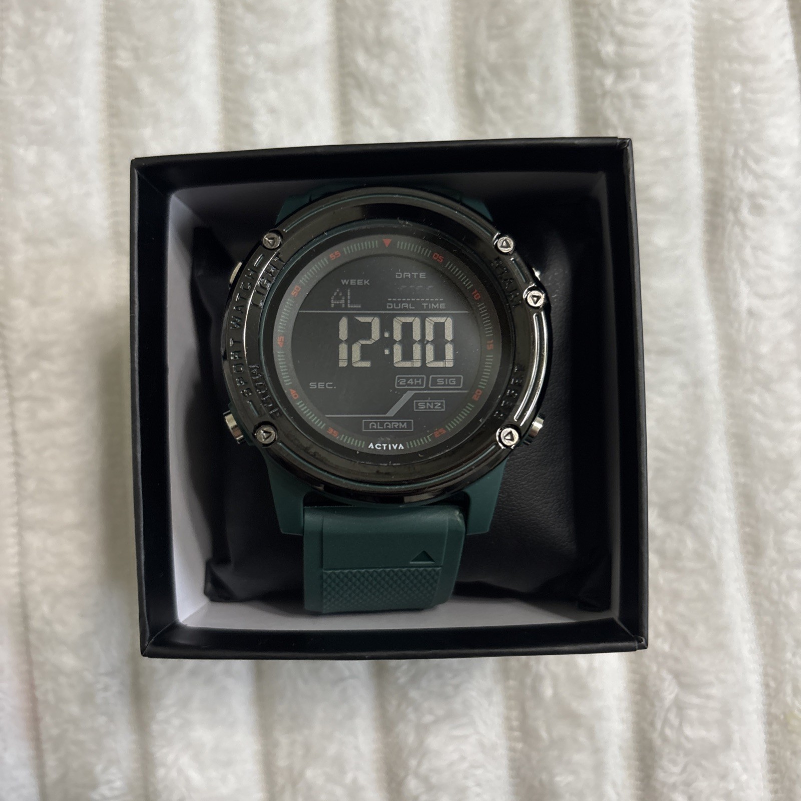 ACW8125-003 – ActivaVoyager of Time X InvictaMen’s Digital Watch 52mm,Green NIB