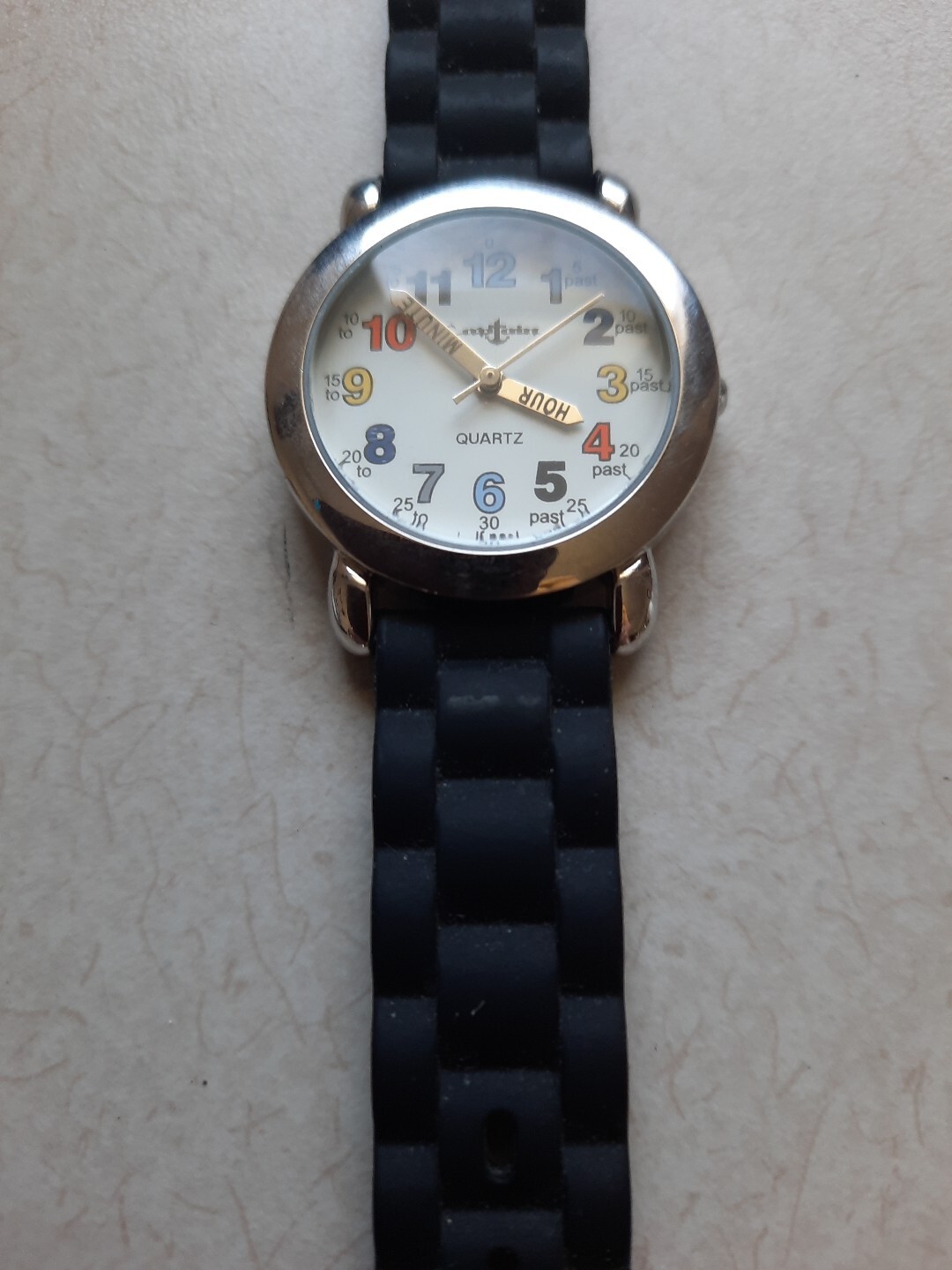 Collezio Captain Quartz Watch (8089054) black Silicone Band- New Battery!