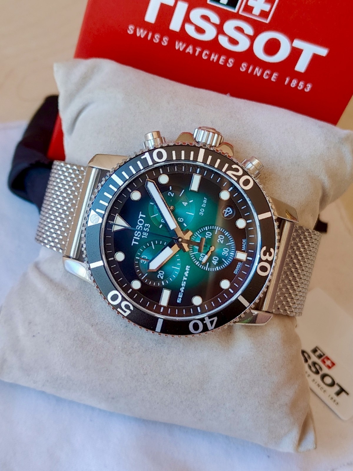 Tissot Seastar 1000 T-Sport Steel Men Chronograph Green Dial Diver Milanese Mesh