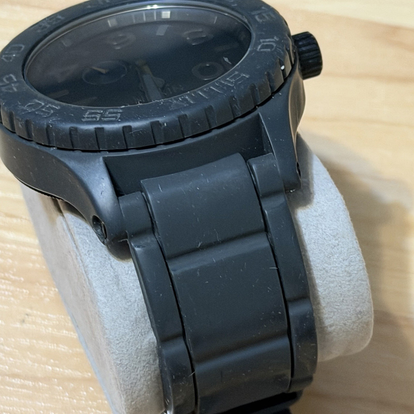 Nixon The Rubber 51-30 “Simplify” Tide Black Men’s Analog Surf Watch RUNNING