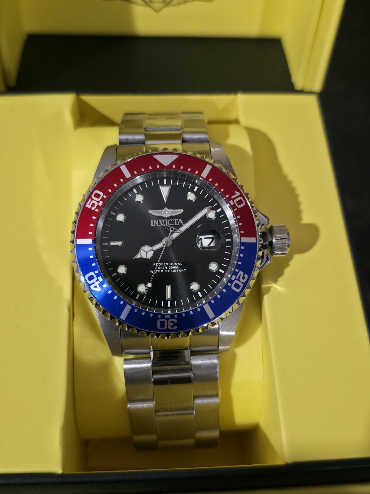 Invicta Pro Diver Men’s Watch 43mm Stainless Steel Rotating Pepsi Bezel