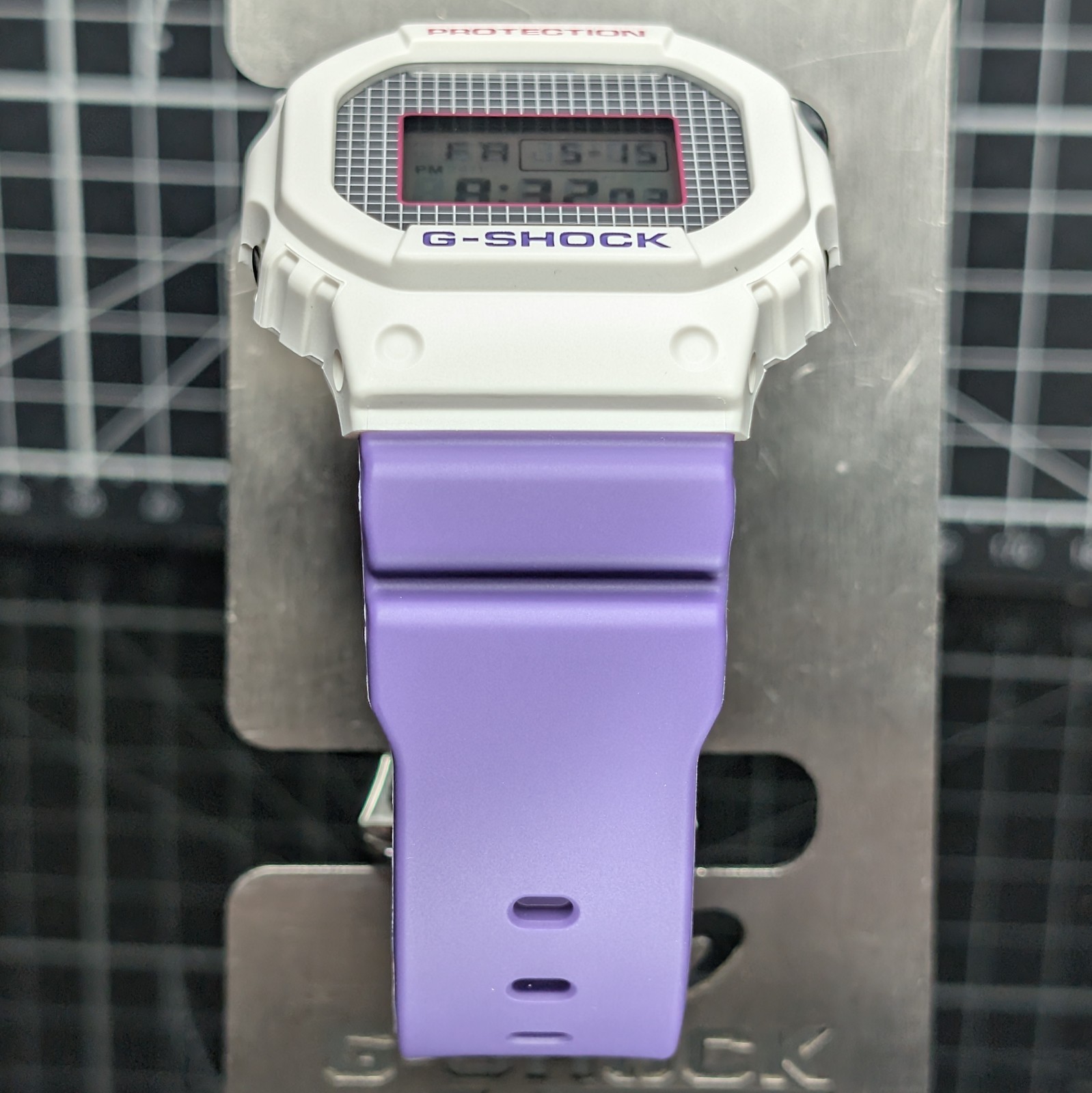 Casio G-Shock THROWBACK DW-5600 White Purple Pink Digital Classic DW-5600THB-7
