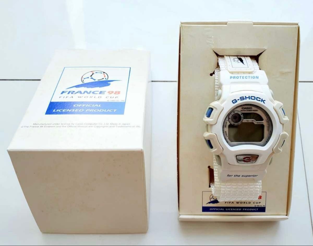 G SHOCK DW 6900 FIFA WORLD CUP 1998 Casio G SHOCK G Shock White