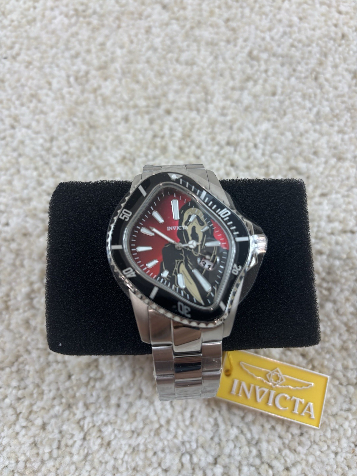 Invicta Artist Surreal Men’s Scream Silver Tone SS Watch 40mm New