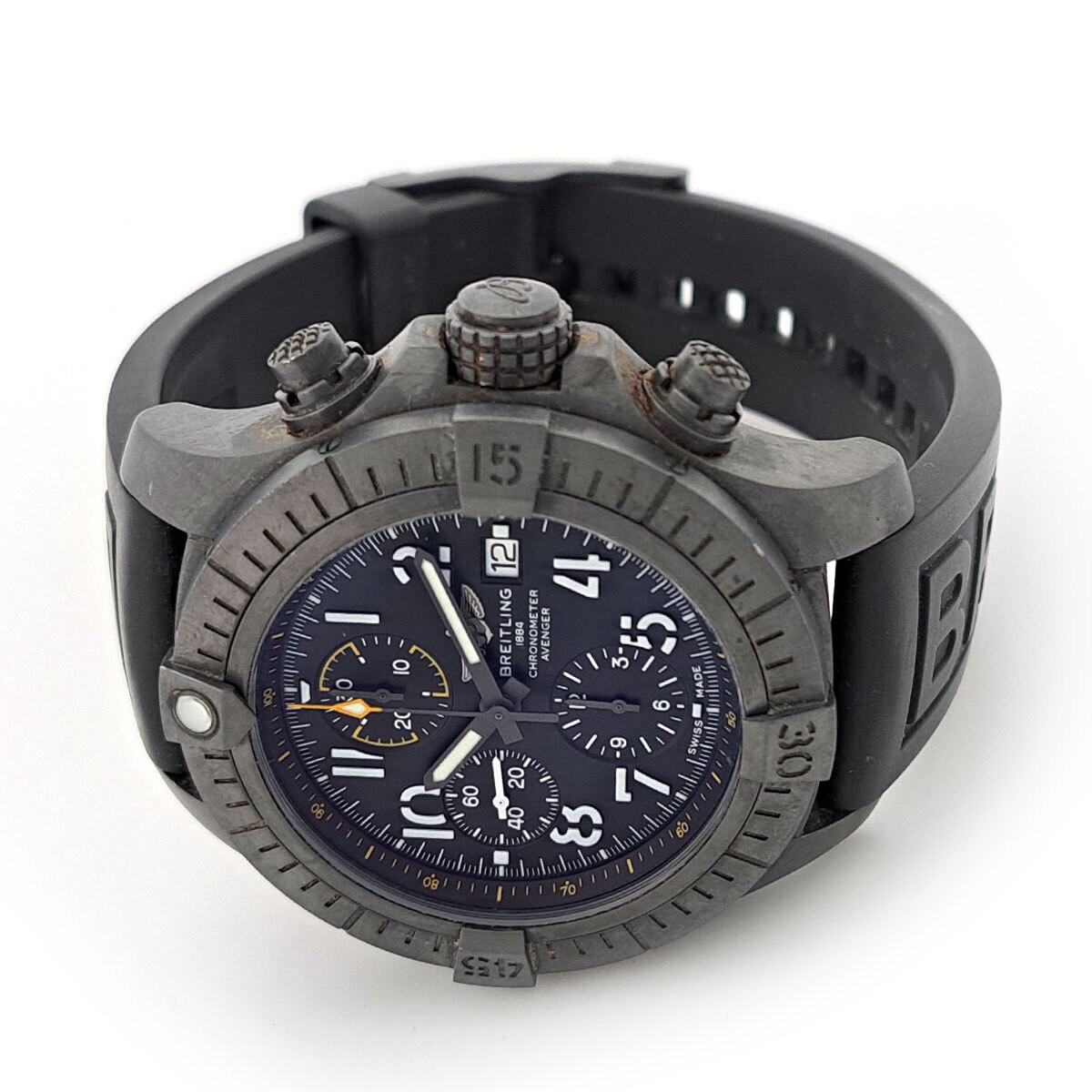 BREITLING Avenger Chronograph 45 Night Mission V13317 TO300923