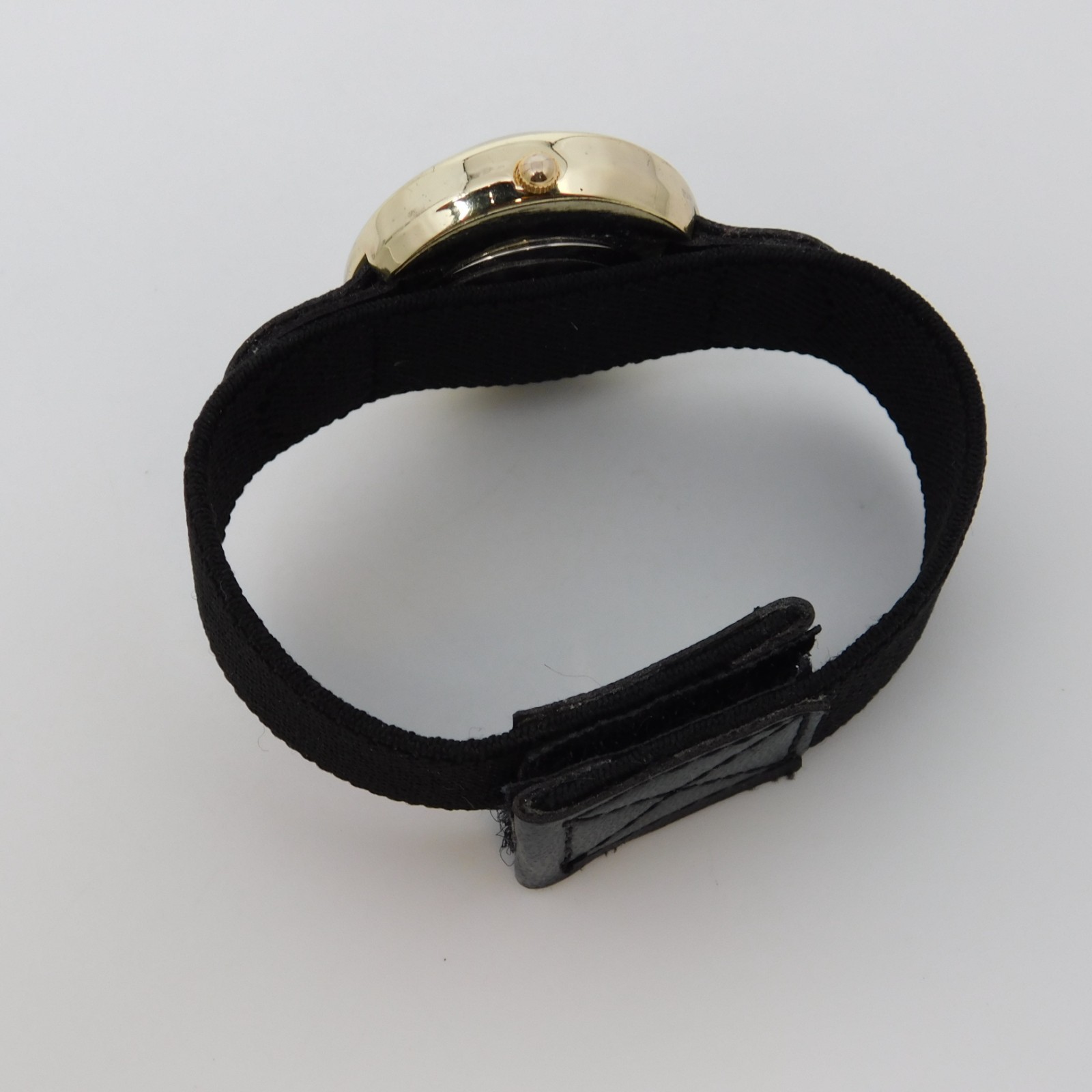 Collezio Nylon Band Quartz Analog Women’s Watch New Battery