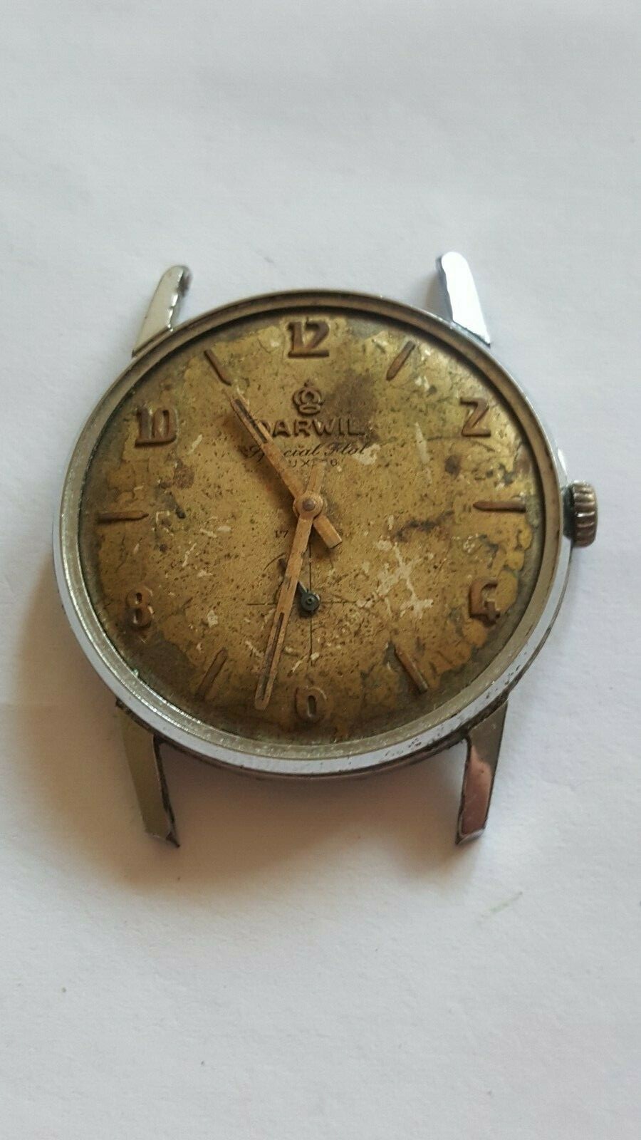 VINTAGE swiss made DARWIL Special flat Luxe 66 watch 17 rubis jewels nice case !