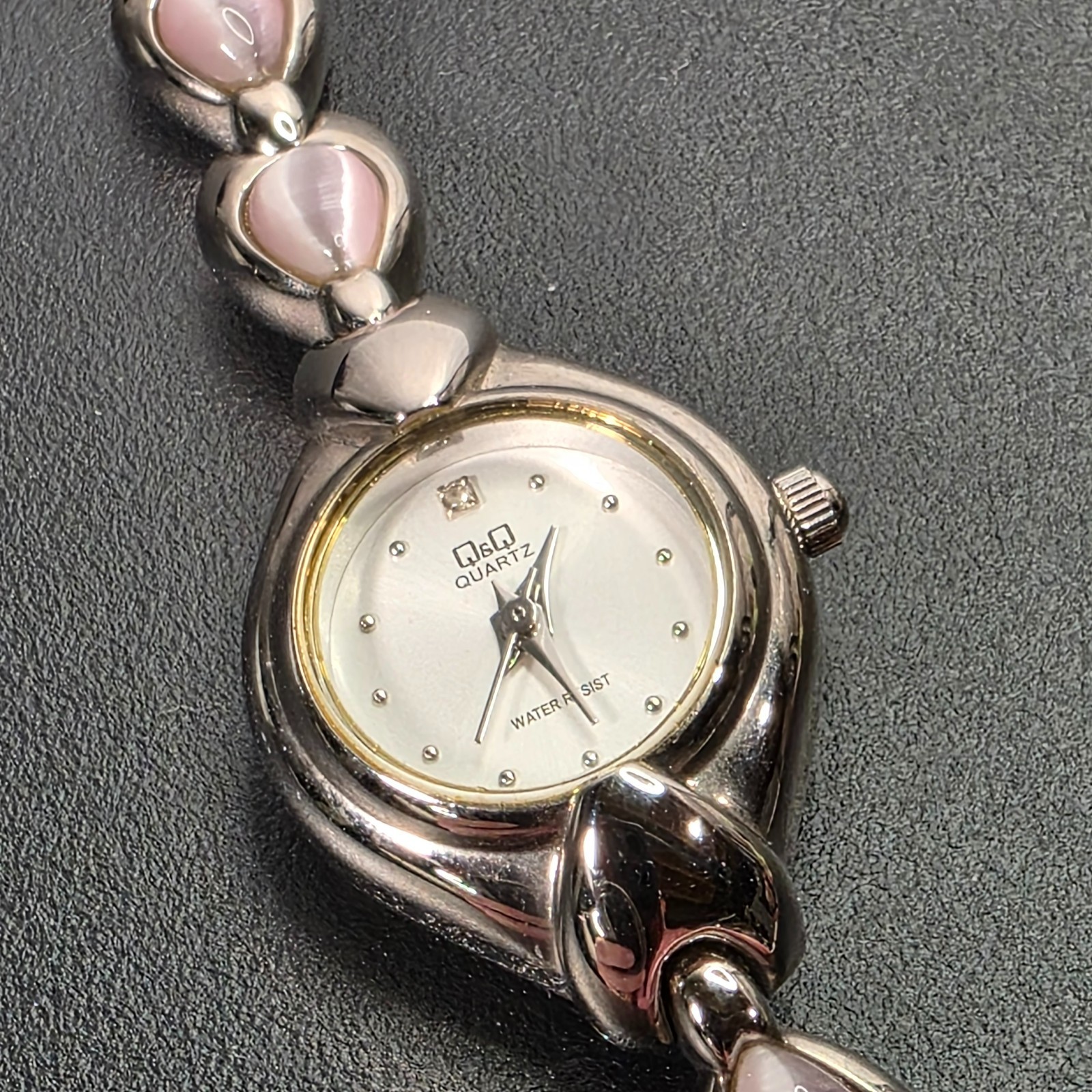 Vintage Q&Q Women’s Watch Silver Tone Pink Purple Link Bracelet Japan Movement