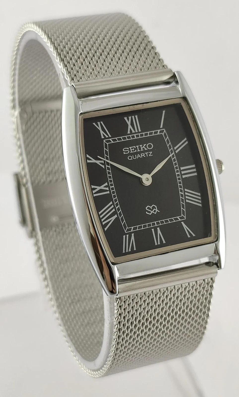 Vintage Seiko Slim Quartz Men’s Stainless Steel Wrist Watch