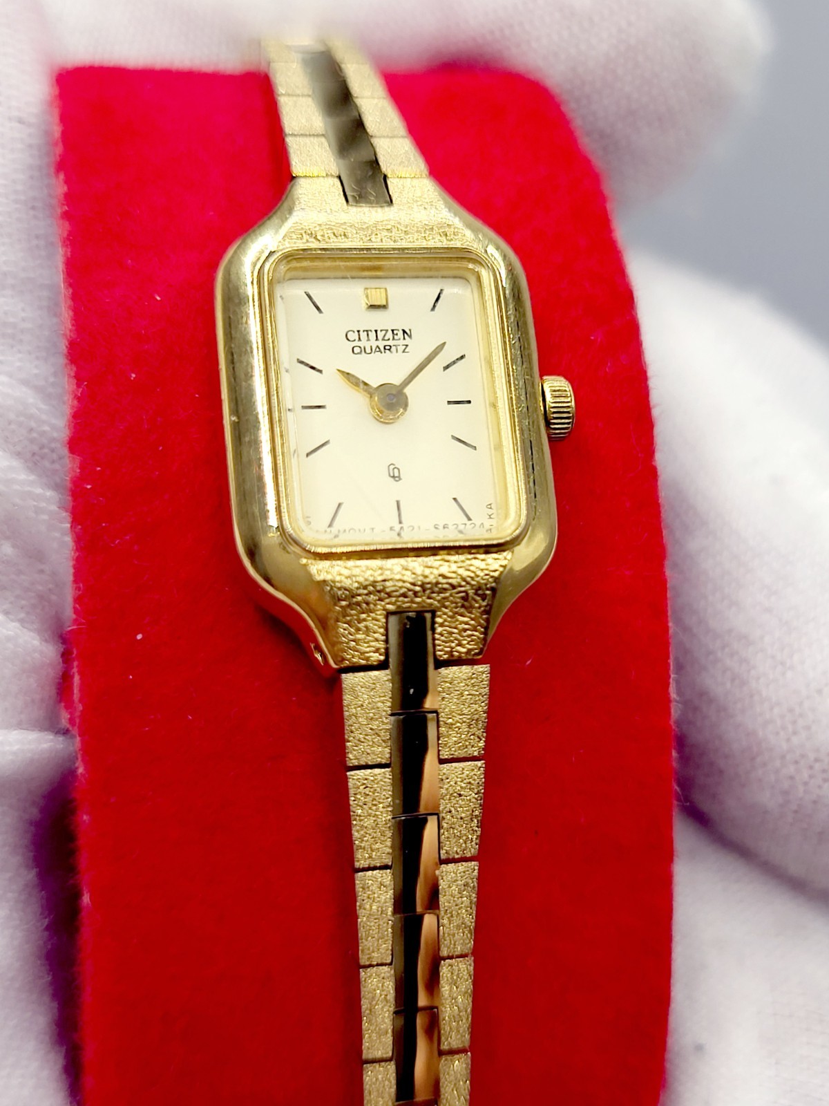 Rare [N. MINT] 1988 Citizen Quartz 13mm Ladies Watch Gold Tone 5421-821389