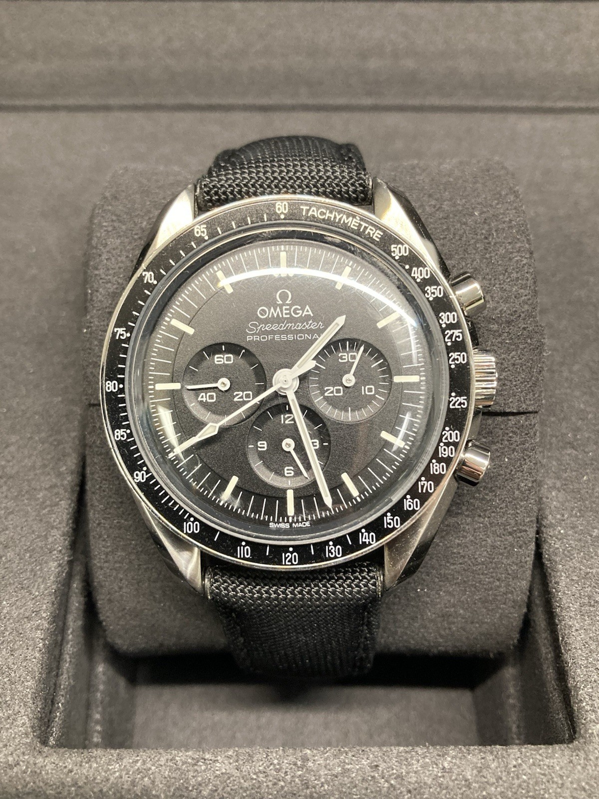Omega Speedmaster Professional Moonwatch 310.32.42.50.01.001