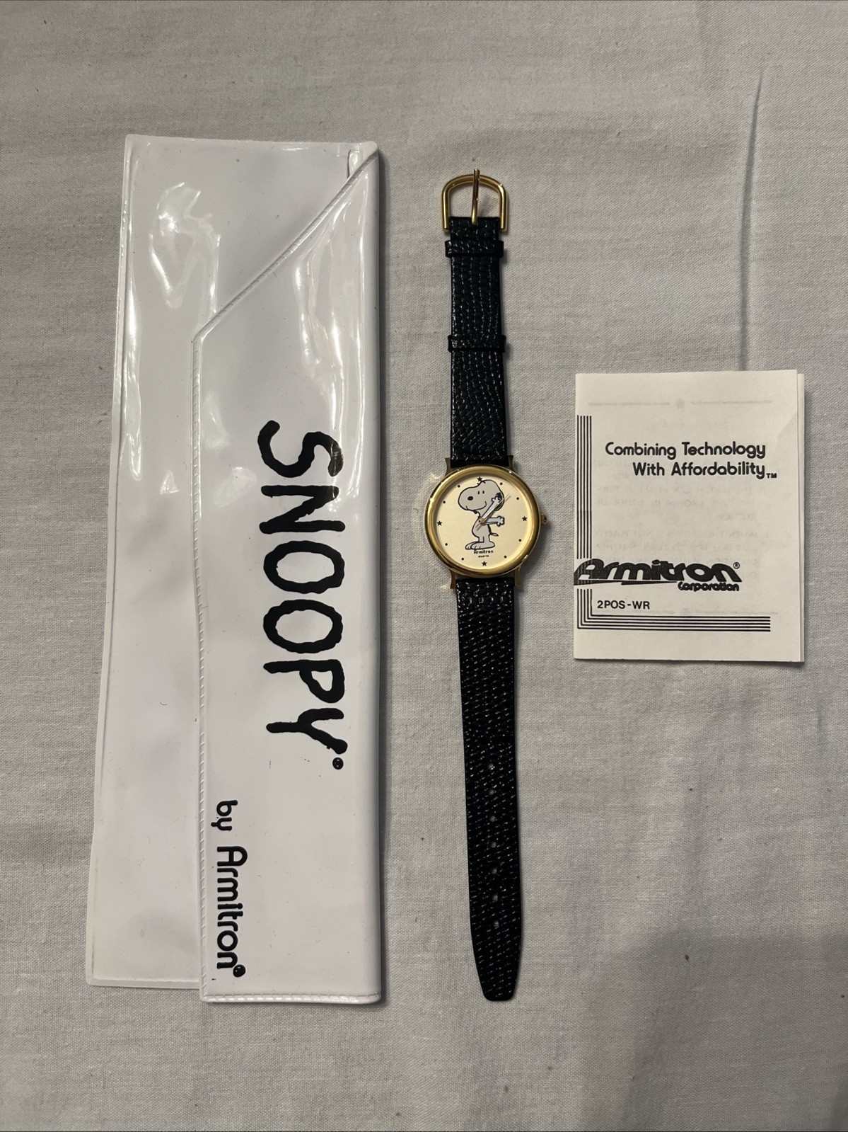 Rare Vintage Armitron Peanuts Snoopy Moving Arms Watch With Storage Pouch + More