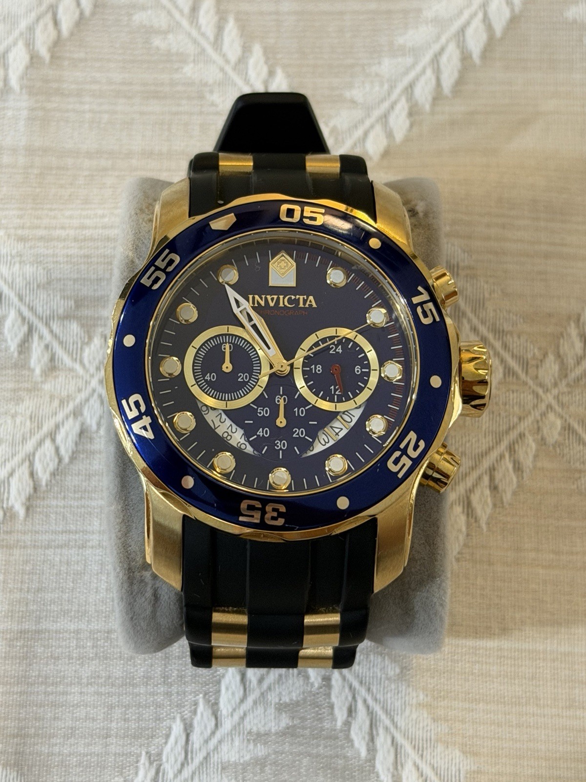 Invicta Pro Diver 6983 Gold/Blue 48mm Chronograph – Worn Once No Box