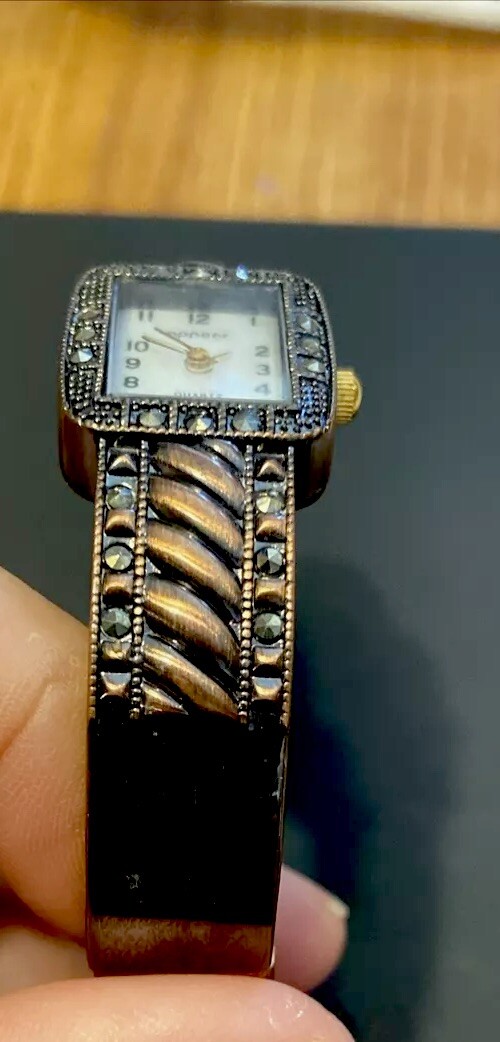 7”in Appear Women’s Copper Toned Cuff Band Park Lane quartz watch