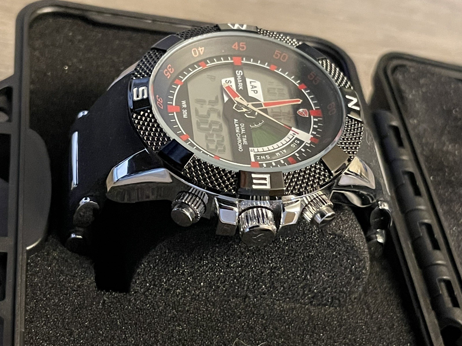 Shark Sport Chronograph Watch DS0061 free rugged case! Biker tough watch