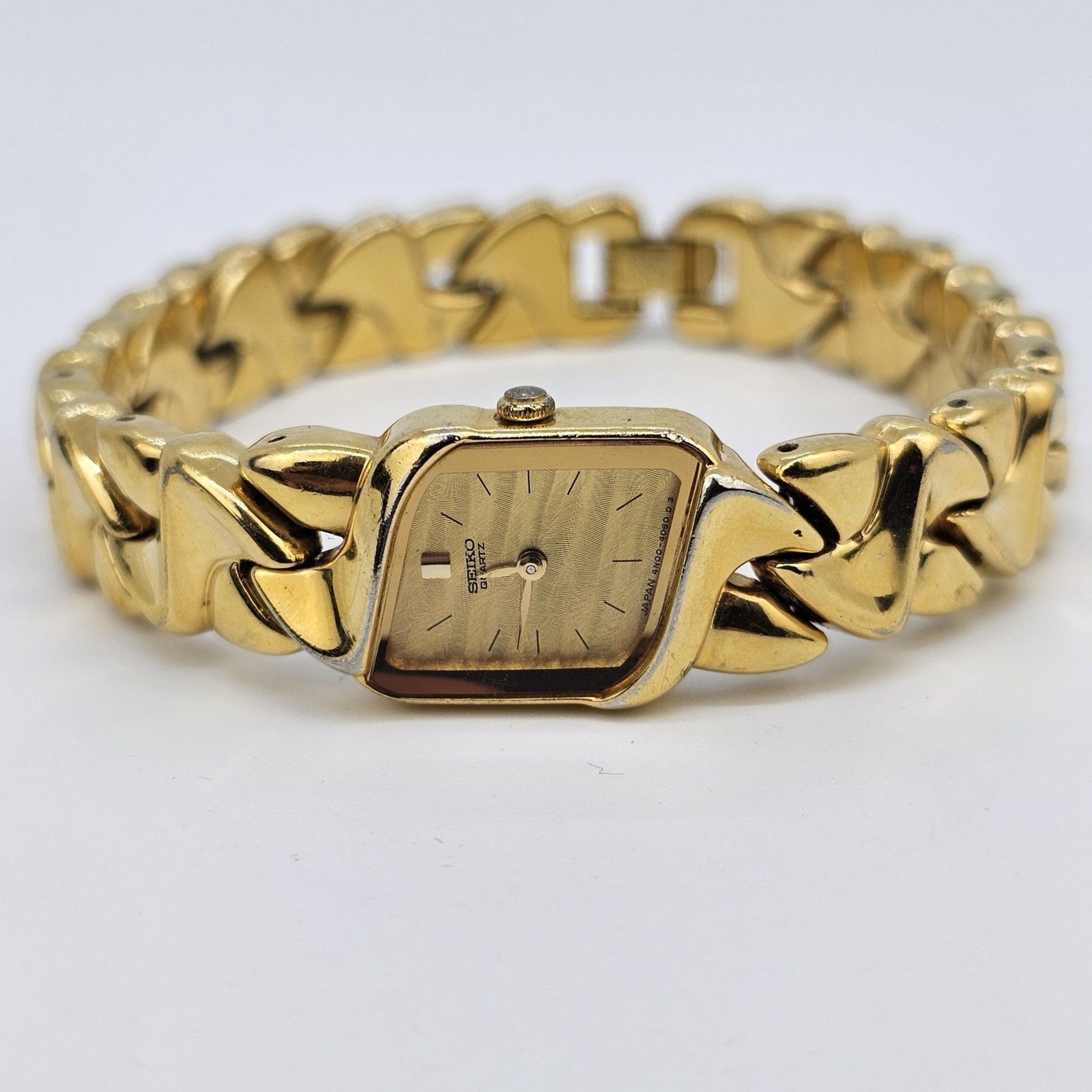 Seiko Women’s Watch 16MM Asymmetrical Gold Dial Bracelet Band 7″ New Battery
