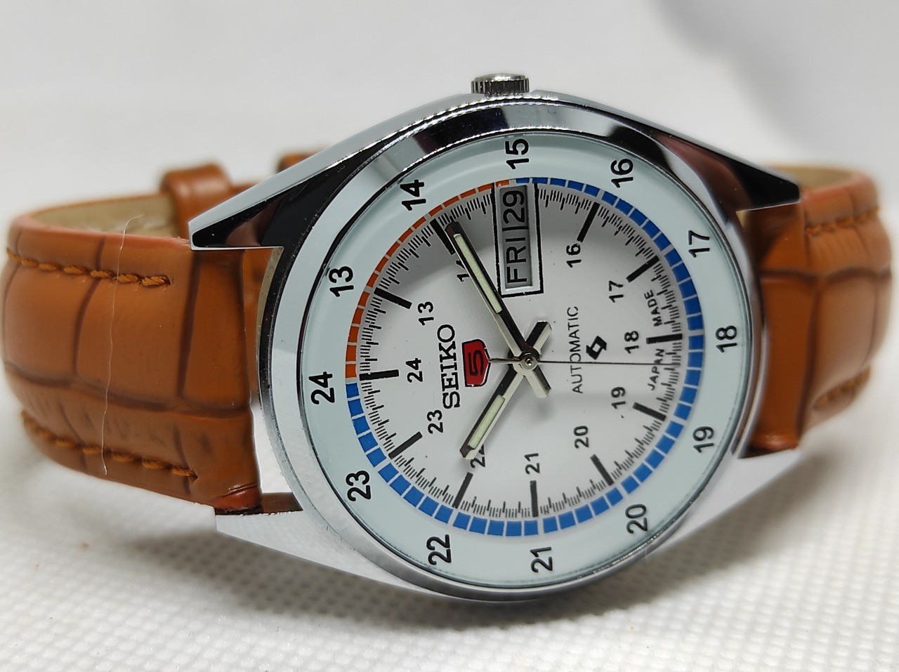 Seiko Automatic Refurbished White Dial Steel Case Men’s Vintage Watch 36MM