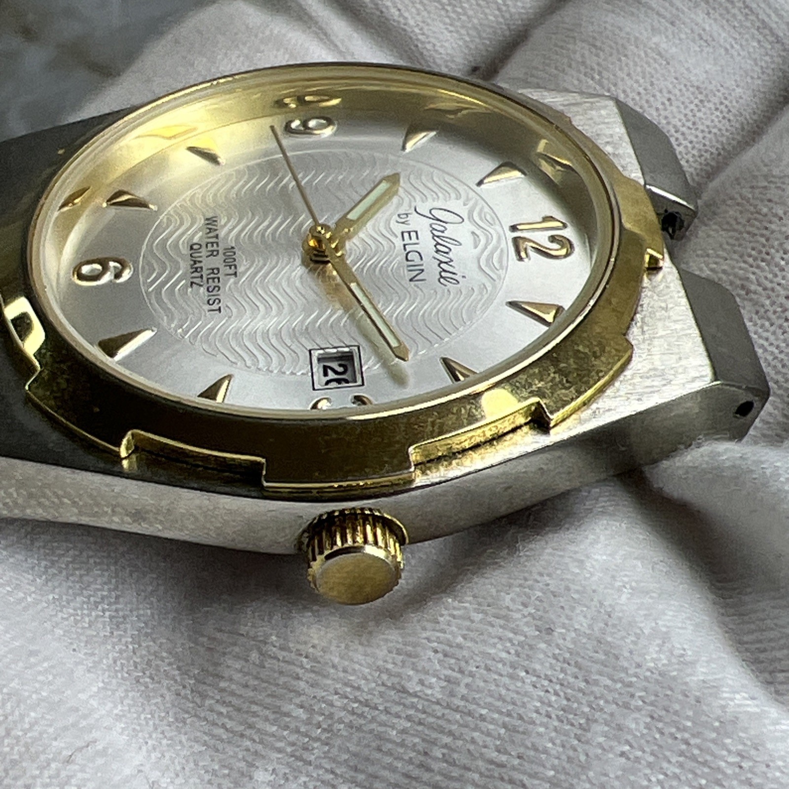 Vintage Galaxie by Elgin Watch Gold/Silver Tone Works NEEDS BATTERY – NO BAND