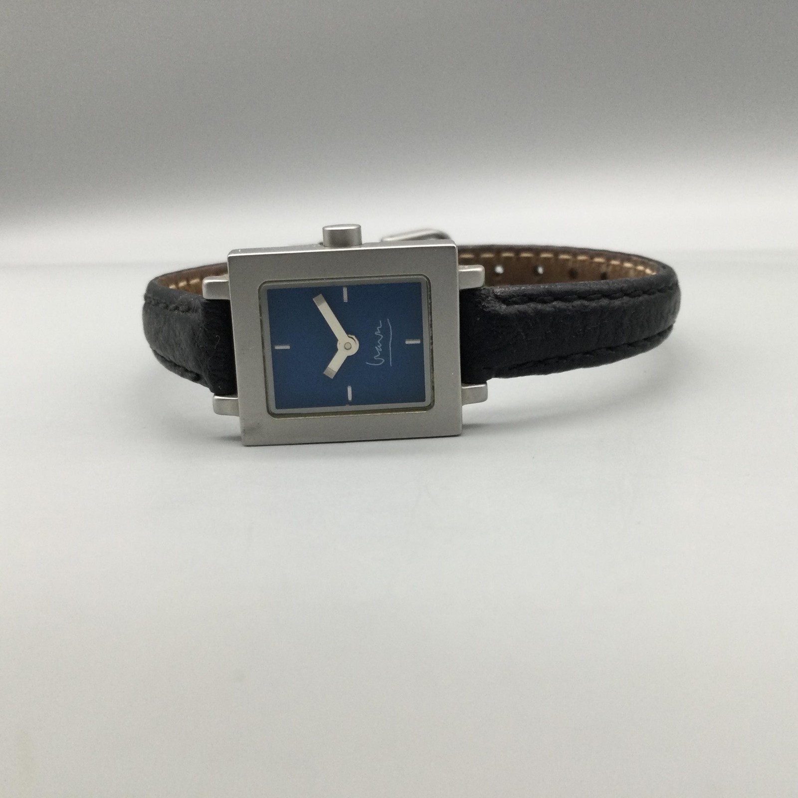Michael Graves Projects Shenandoah Watch Womens 20mm Blue Dial New Battery