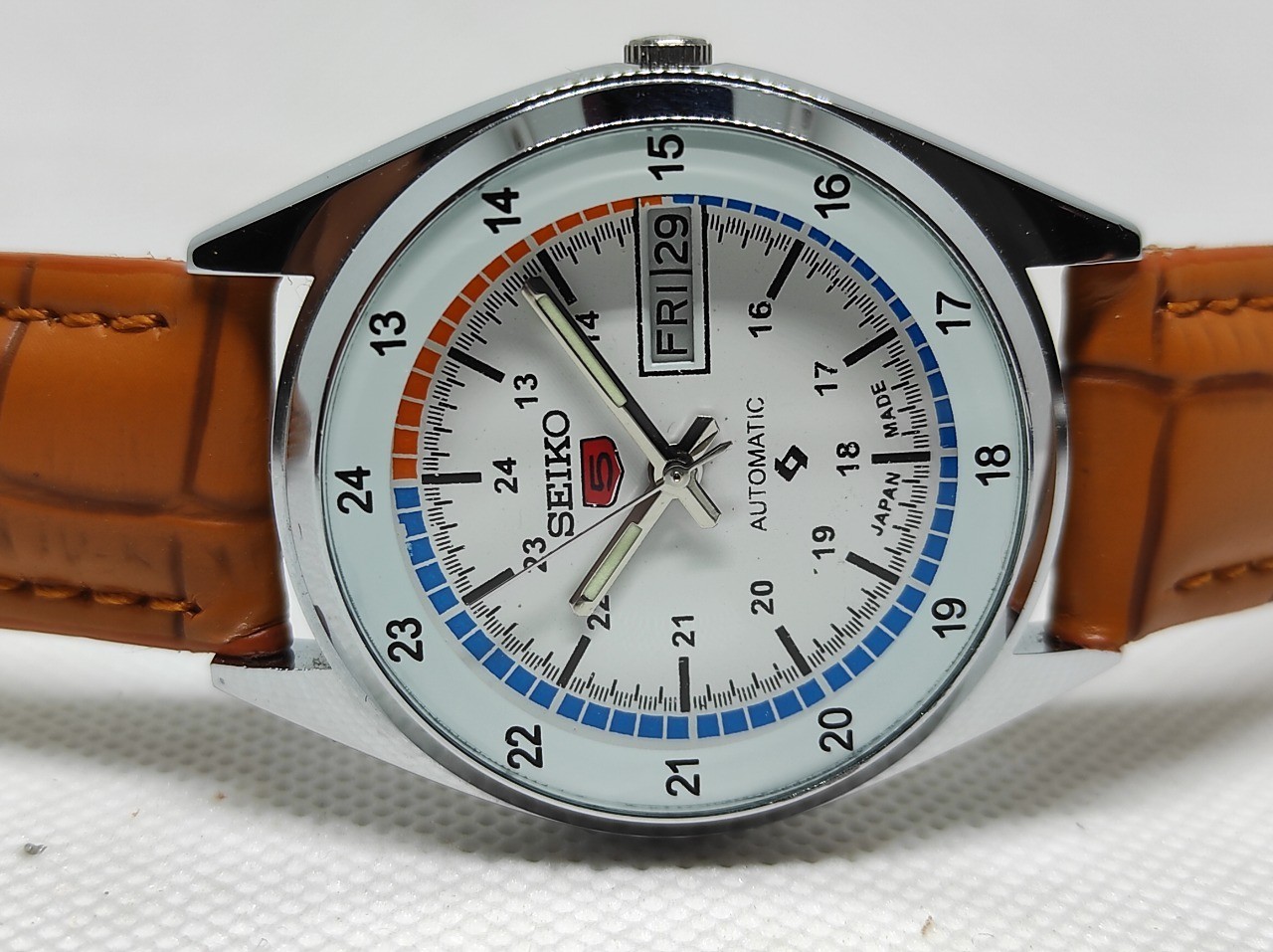 Seiko Automatic Refurbished White Dial Steel Case Men’s Vintage Watch 36MM