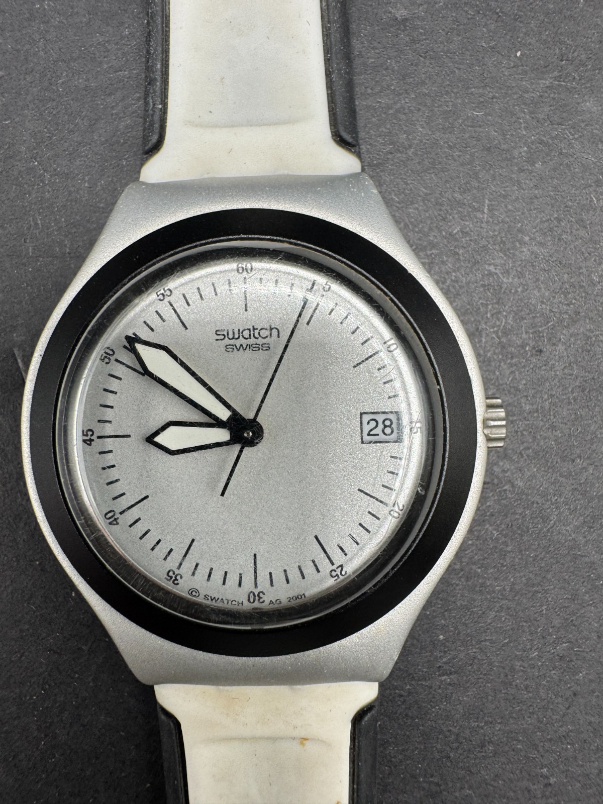 Swatch Irony 007 Live and Let Die YGS4012 James Bond Special Edition Watch(2008)
