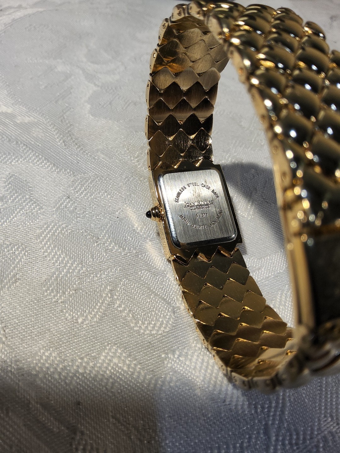 Joan Rivers Classics Diamond Quilted Gold Tone Ladies Watch Quartz New Battery