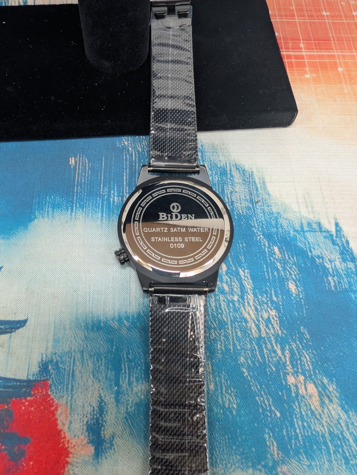 BIDEN Photographer Series wristwatch, Unique camera shutter-inspired dial design