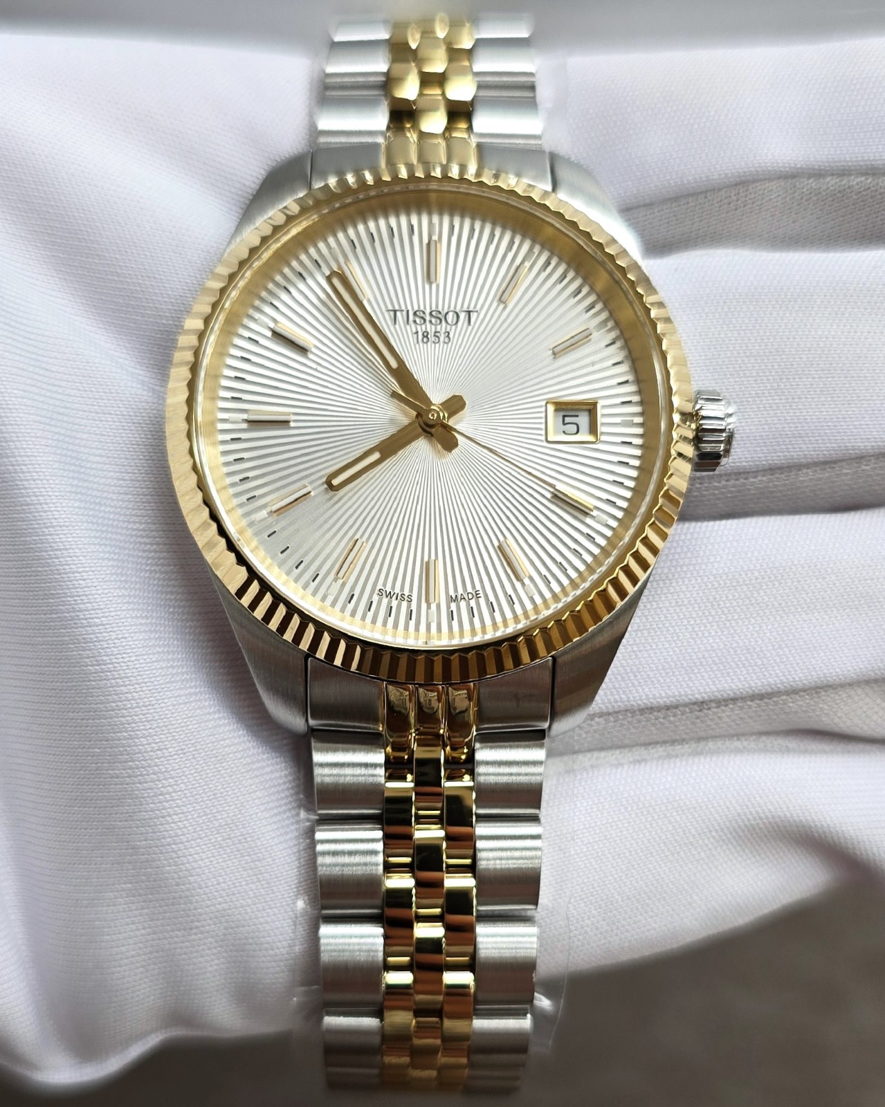 Tissot Ballade Quartz 34mm Silver Dial Women’s Watch T156.210.22.031.00