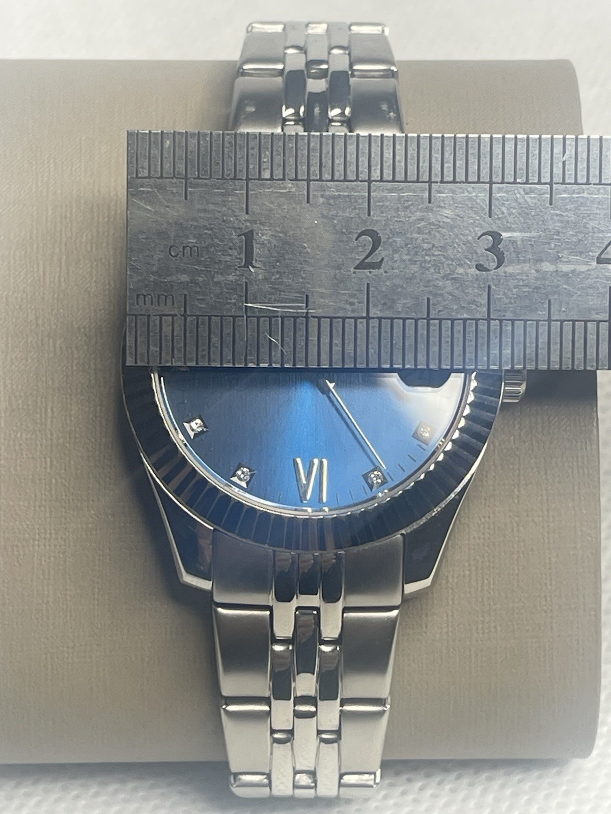 Fossil Scarlette Royal Oyster Stainless Steel Watch Blue Silver Gemstones ES4902
