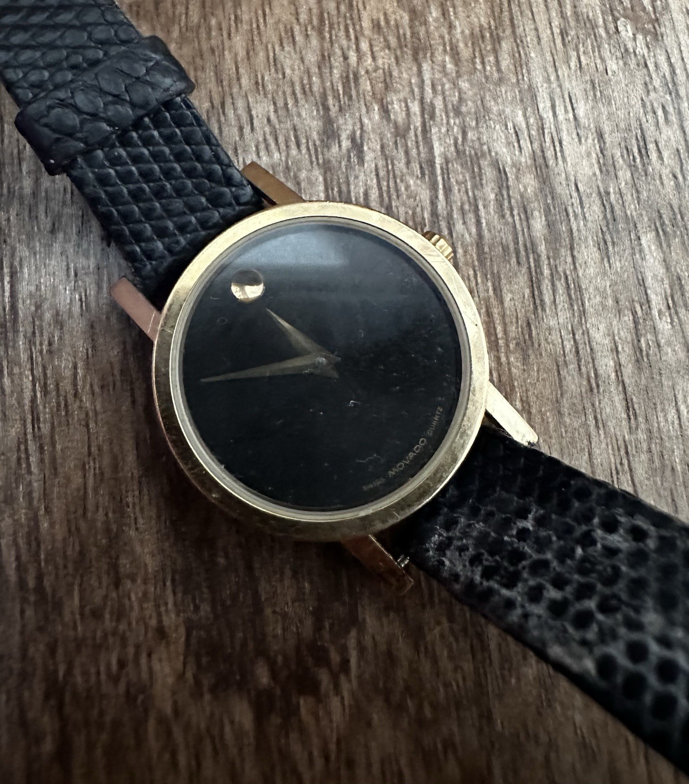 MOVADO SIGNATURE 0607591 GOLD BLACK LEATHER STRAP 40mm WATCH