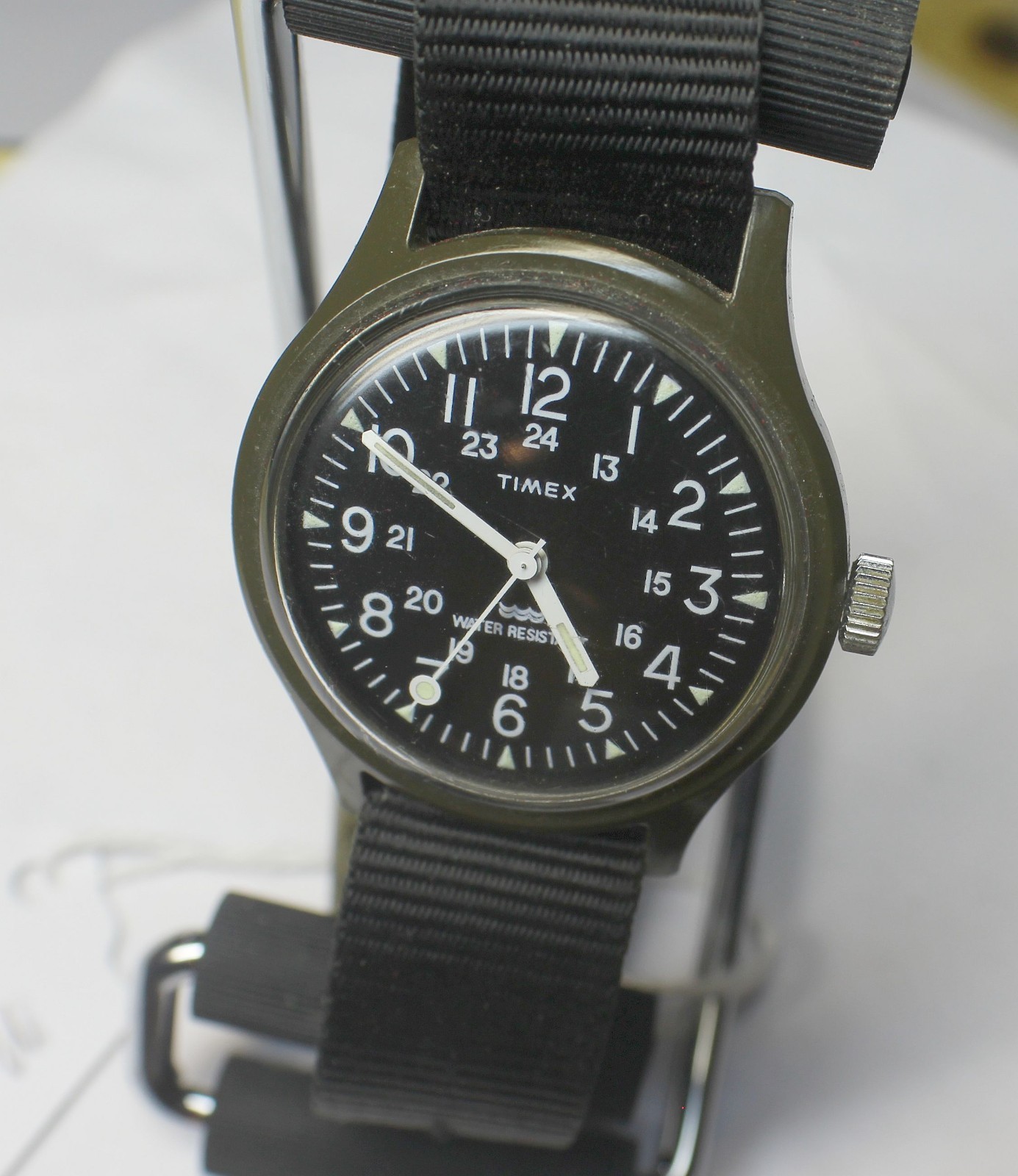 Vintage Timex MacGyver Camper Military Field Watch Men 36mm Green Manual Wind