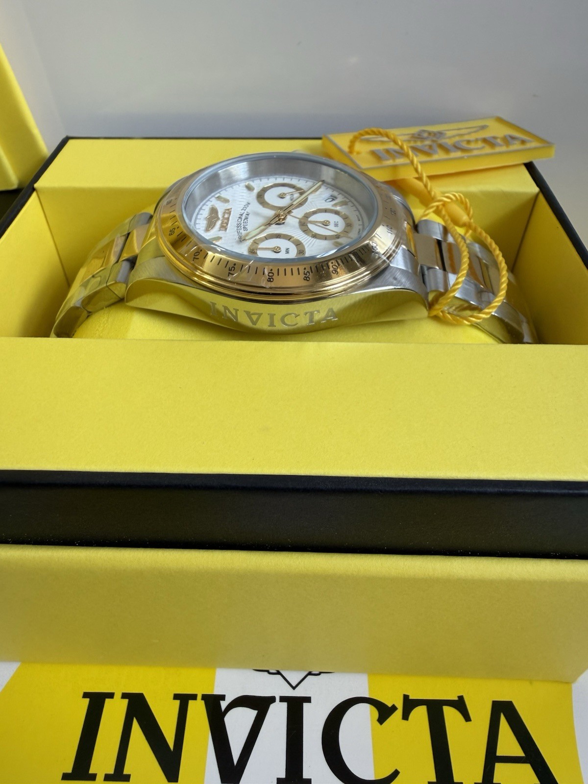 Invicta Men’s Speedway Torvane Quartz Chronograph 39.5 mm