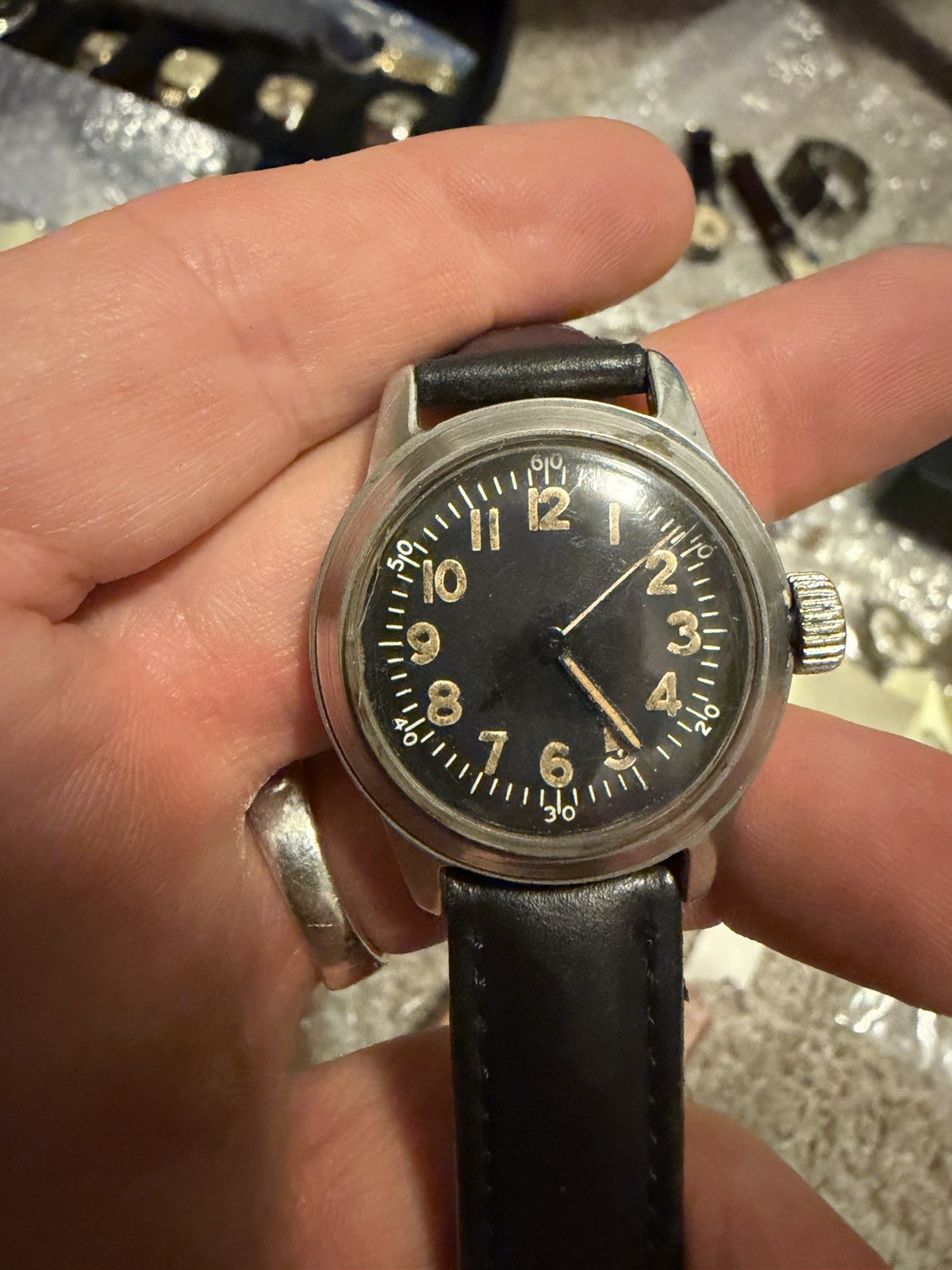 Elgin 532 Military 15J Black Dial Manual Mechanical Wristwatch Black Leather
