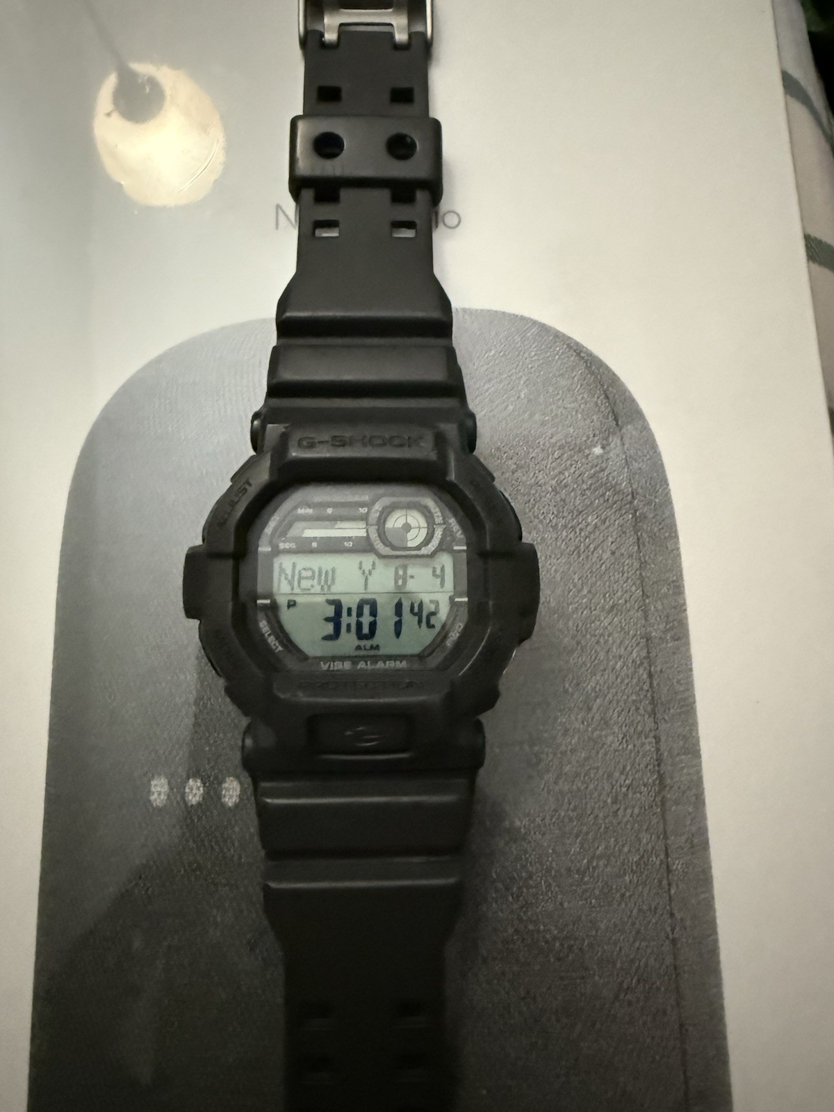Casio G-SHOCK Digital Quartz Dark Grey Resin Strap 200m Alarm Backlight