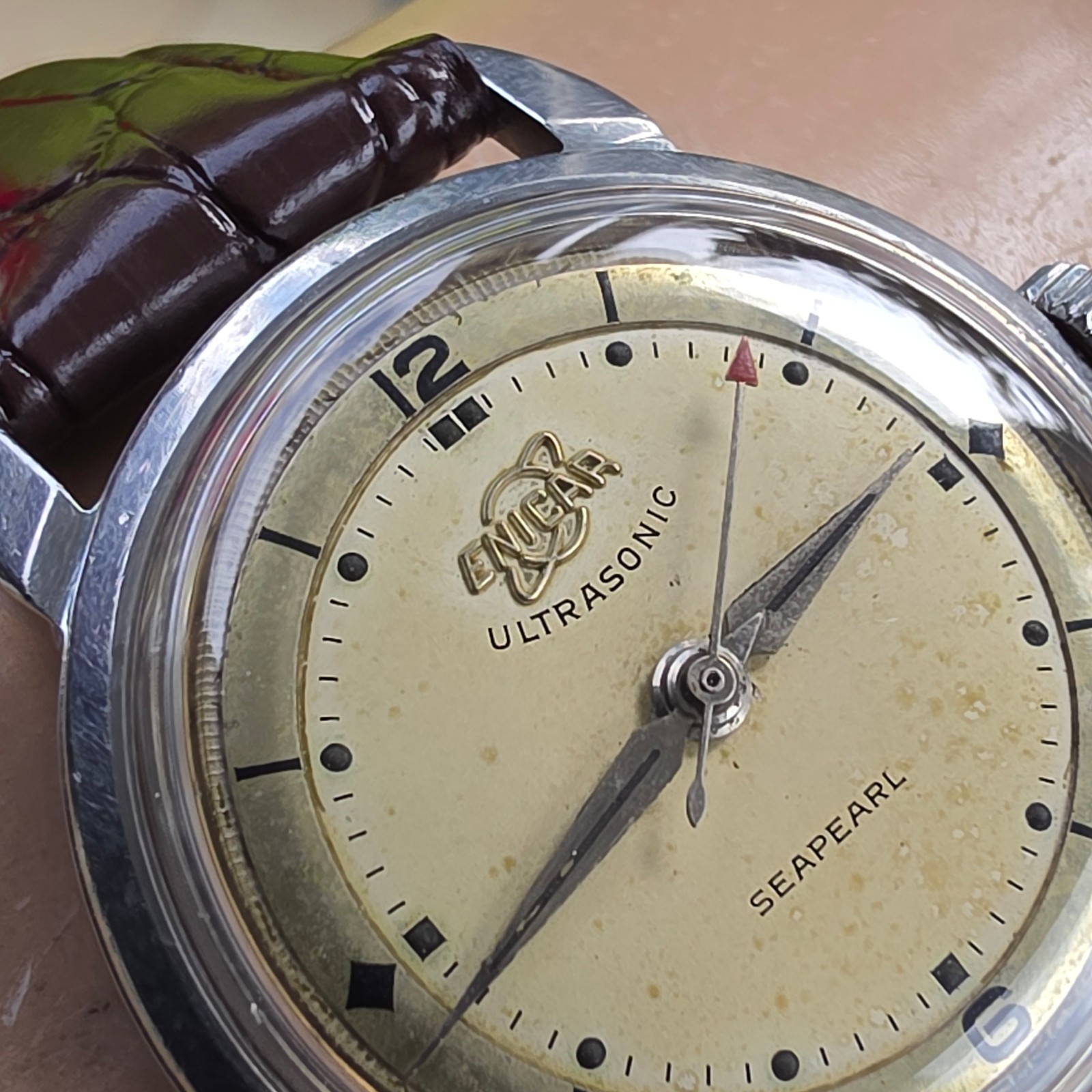 Vintage ENICAR Seapearl men’s manual wind watch Two-tone dial 1950s