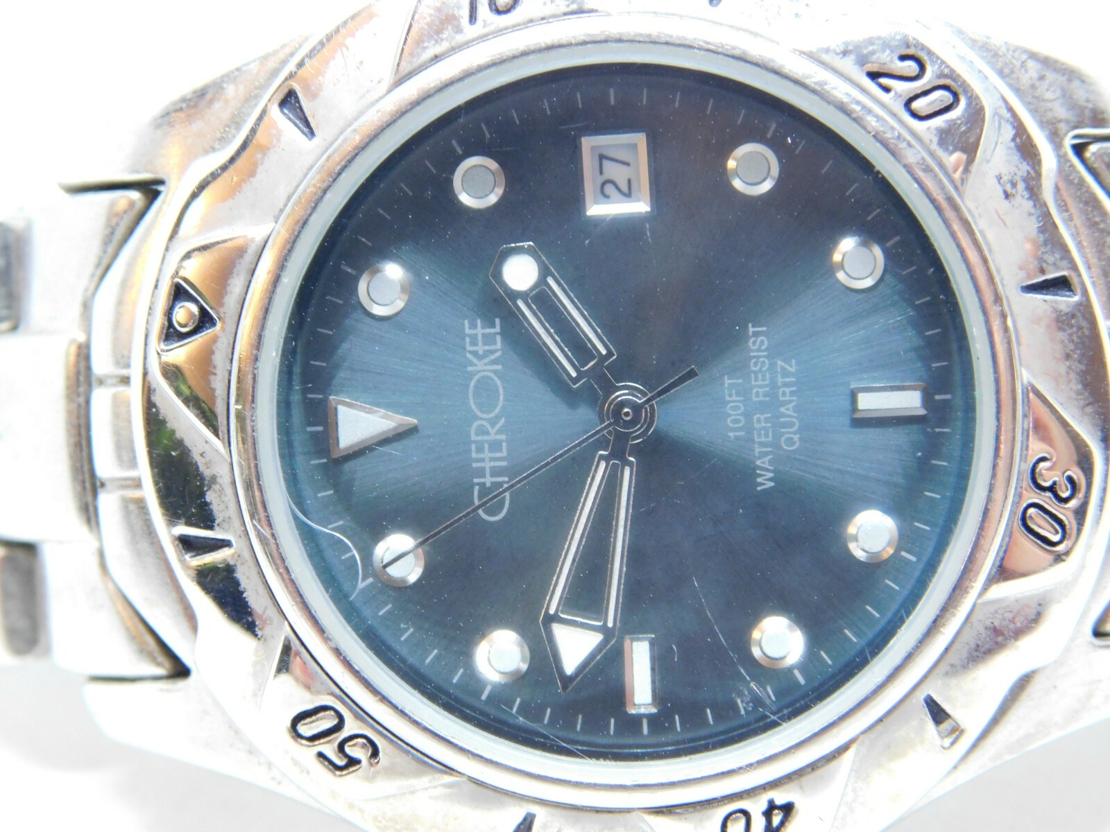 Cherokee 32-889 Silver Tone Quartz Analog Men’s Watch Sz. 6 1/2″ New Battery