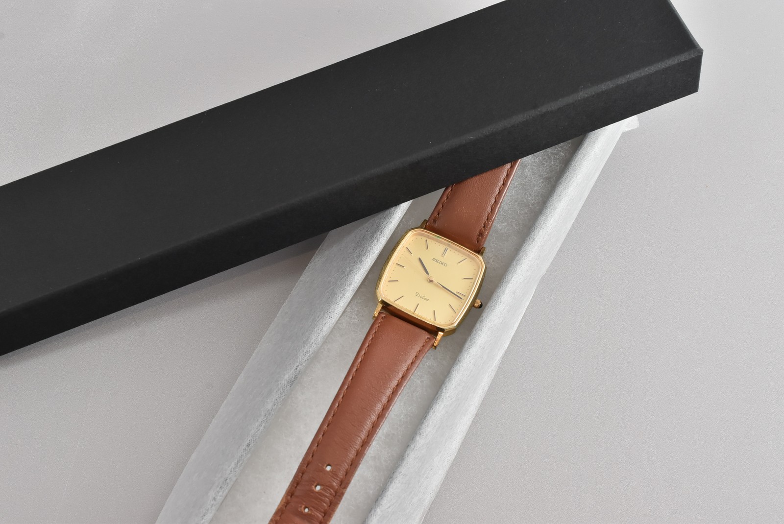 Vtg 1990 [Near MINT] SEIKO Dolce 5E31-5A80 Gold Tank Quartz Men’s Watch JAPAN