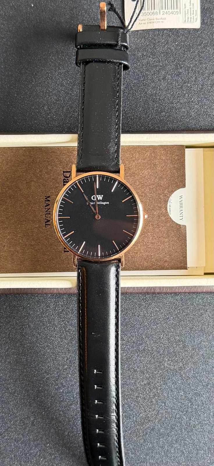 Daniel Wellington Men’s Watch Rose Gold Black Leather 36mm (Needs batteries)