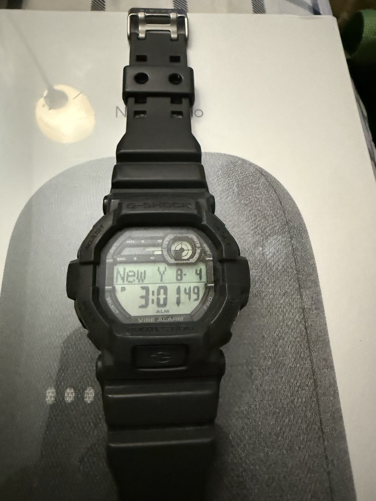 Casio G-SHOCK Digital Quartz Dark Grey Resin Strap 200m Alarm Backlight