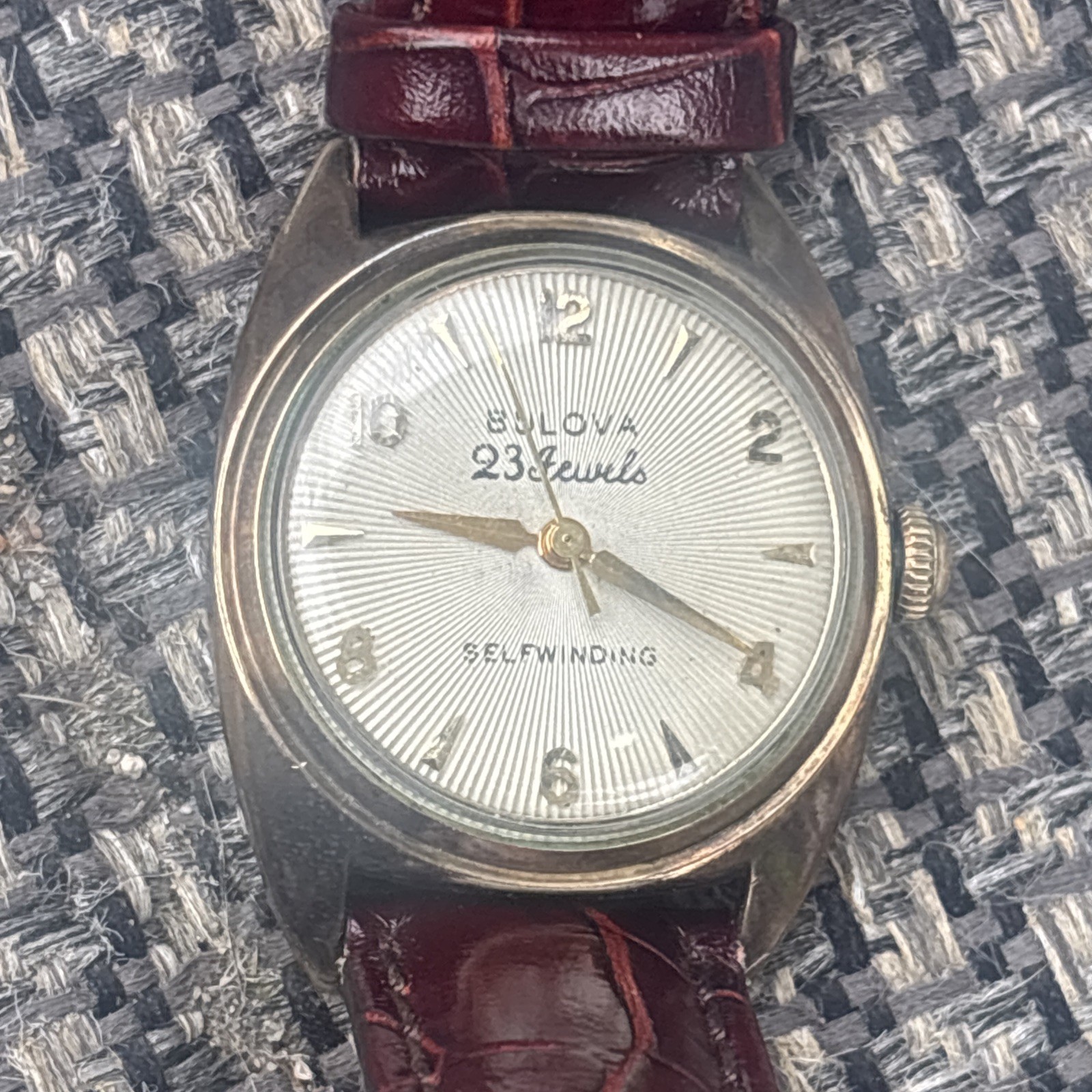 Vintage Gents Bulova 23 Jewel Self-Winding Starburst Dial