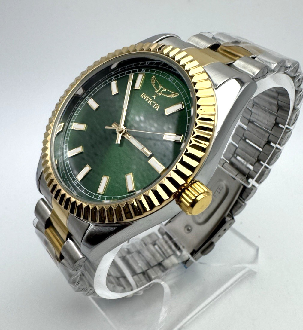 Invicta specialty Men’s Quartz 40 mm Green Dial Two-Tone Watch 69012