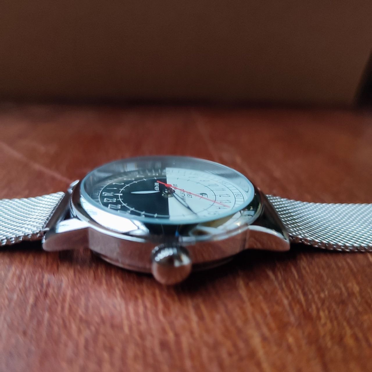 Raketa 24-Hour Automatic Day & Night Vintage Wristwatch Rare Mechanical