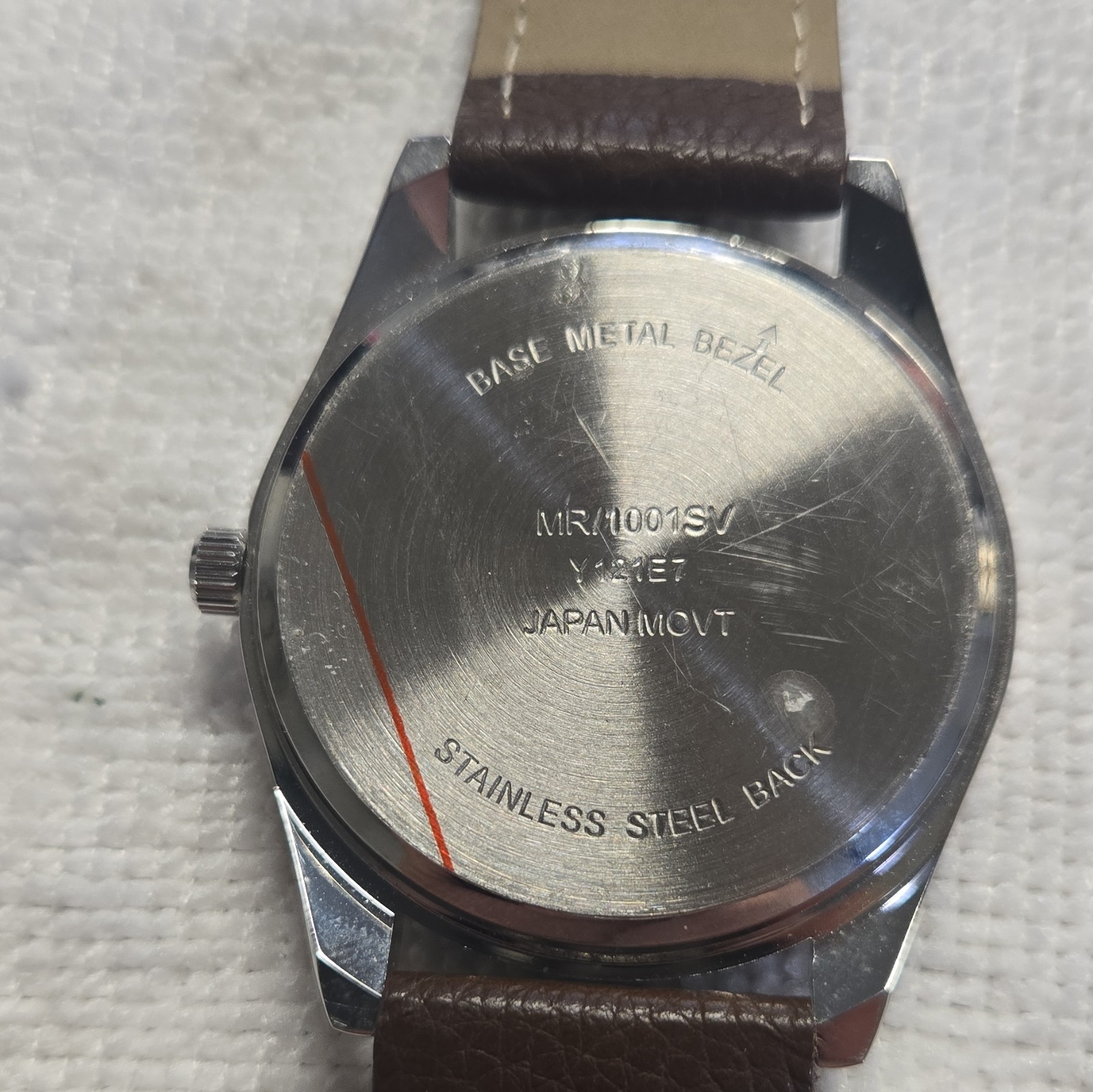 Insignia Quartz Analog 30m Gray/Blue Dial Brown Leather Strap 40-43.9mm
